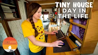 Day in Life Remote Worker in a Tiny House - couple working from home