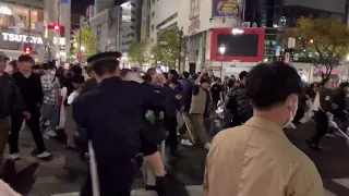 Shibuya Tokyo after Japan wins Football match against Germany - 日本がドイツとのサッカーの試合に勝った後の渋谷