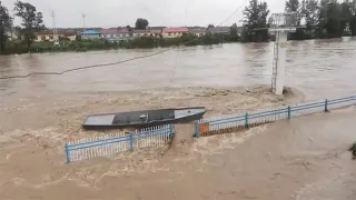 Heavy rain caused by Typhoon Chaba floods many areas in China