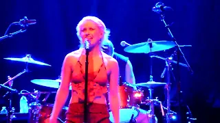 Amyl And The Sniffers - "Guided By Angels" - Live 10-12-2023 - The Fox Theater - Oakland, CA