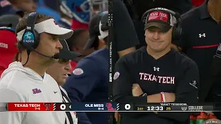 Texas Tech lined up in the Air Raid formation to honor Mike Leach at the Texas Bowl 🏴‍☠️