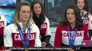 Salut, Bonjour | L'équipe féminine de hockey du Canada