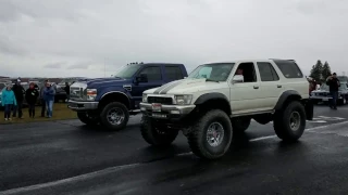 Supercharged LS Toyota 4runner vs Built 6.4 Powerstroke drag race