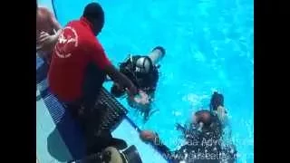 2015 Undersea Adventures diving in the swimming pool in The Desert Rose Resort