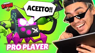 DESAFIEI UM JOGADOR PROFISSIONAL DE BRAWL STARS E ELE ACEITOU...