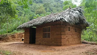 How To Build House, Building rammed earth wall, This is how he does it, You never cease to amaze!