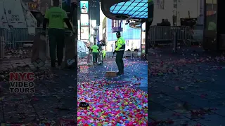 Times Square ball drop party clean up #Shorts