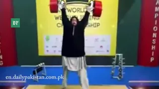 Khan Baba Stuns Audience At World Weightlifting Championship