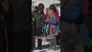 Après Ski mit Oma Caroline ist nix für schwache Nerven | SRF Comedy #shorts