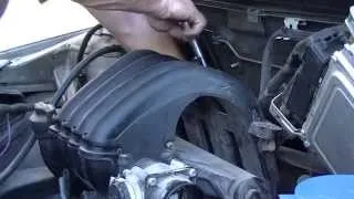 Mercedes B200 Throttle, Injector & Intake manifold removal