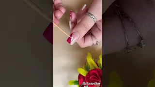 💅🌼Easy floral nail art design #nailart2023 #youtubeshorts #shorts