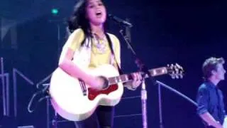 Demi Lovato's 2009 Concert- Stop The World