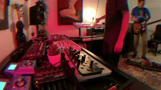 W4S & MK - Deep chill house jam on a dawless synth setup feat. a nice electric guitar