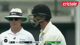 Sarfraz jokes with Sohail Khan, 2nd Test New Zealand 2016