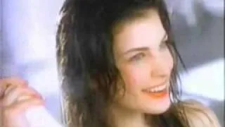 Pantene spray with Liv Tyler commercial.