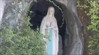 Santo Rosario  Virgen de Lourdes  MISTERIOS DOLOROSOS  Viernes 31 de Mayo de 2024