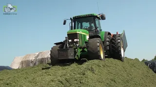 John Deere 7810 met Holaras kuilverdeler