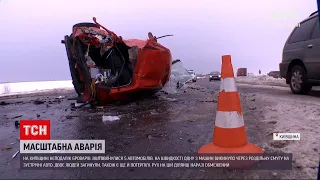 Новини України: внаслідок аварії неподалік Броварів загинули двоє людей, троє - травмувалися