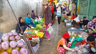Cambodian Routine Food Lifestyle At The Market - The View Of Street Food @ Boeng Tompun Market