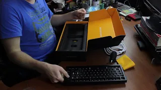 Unboxing a Glorious GMMK Pro (and tons of accessories!)