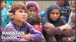 Pakistan floods: Thousands stranded after weeks of heavy rain