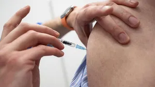 Vaccination contre le Covid-19 :  l'UE veut "avoir une longueur d'avance"