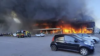 Krementschuk: Tote bei Raketenangriff auf Einkaufszentrum