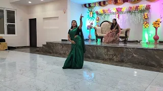 महिला संगीत छोटी बहन का डांस पुराने गाने मे😍Khat Likh De Sanwariya Ke Naam Babu,Asha Bhosle#viral