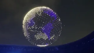 1800 drones starting their formation to form a shiny globe