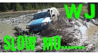 Grand Cheroke WJ (99-04)  Slow Mo Mud Hole