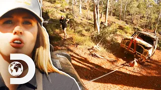 Pulling An Abandoned SUV Out Of A Ravine With 40-Degree Slopes | Aussie Salvage Squad