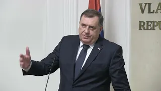 Milorad Dodik se svađa s novinarima