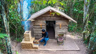 Girl Living Off Grid, Built The Most Amazing Log Cabin House in the Jungle to Live Alone