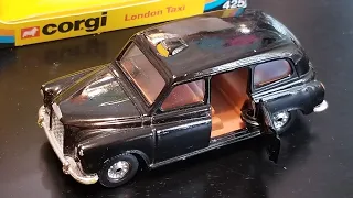 Corgi Diecast Austin London Taxi 425 1979