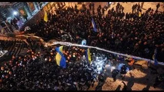 Riot police move into Kiev's Independence Square