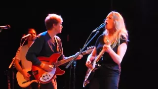 Lissie - When I'm Alone (with Guest Guitarist Øystein Greni from Big Bang Norway) - Live in LA 2016