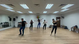 Caliente Dance Studio Singapore Salsa solo shines Luis Figueroa - Vienes