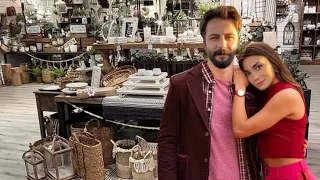 Özge Yağız and Gökberk Demirci Visit an Antique Shop.