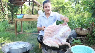 04 June 2023 - Amazing country style cook pork with pickled mustard green - Countryside vlog