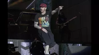 Eminem - FUCK TRUMP - White America (Live Intro)