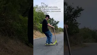 Обучалка на fakie (фейки) на трюковом самокате #samokat #scootering #tricks #самокаттрюки