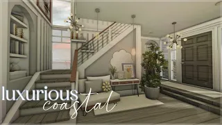 Bloxburg | Two-Story Luxurious Coastal Farmhouse | Roblox | House Build