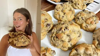 THE BEST BIG FAT COOKIE RECIPE | Levain Bakery style