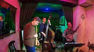 Louisiana  - High Standards Trio