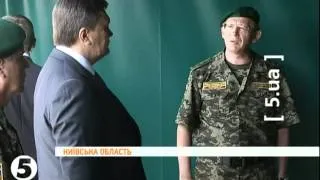 Янукович: Нашу країну треба поважати