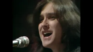 The Kinks - Lola - Remastered Video - 1970