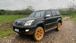 TOYOTA PRADO NA LAMA, CONFORTO E MUITA TRAÇÃO