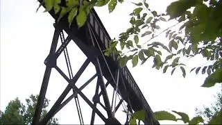Women escape death on Indiana railroad tracks