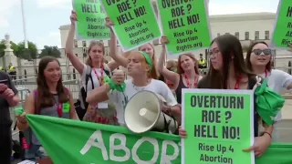 Pro abortion rights protesters in Chicago rally against Supreme Court overturning of Roe v. Wade