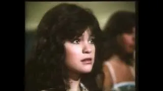 Valerie Bertinelli and Timothy Hutton sing